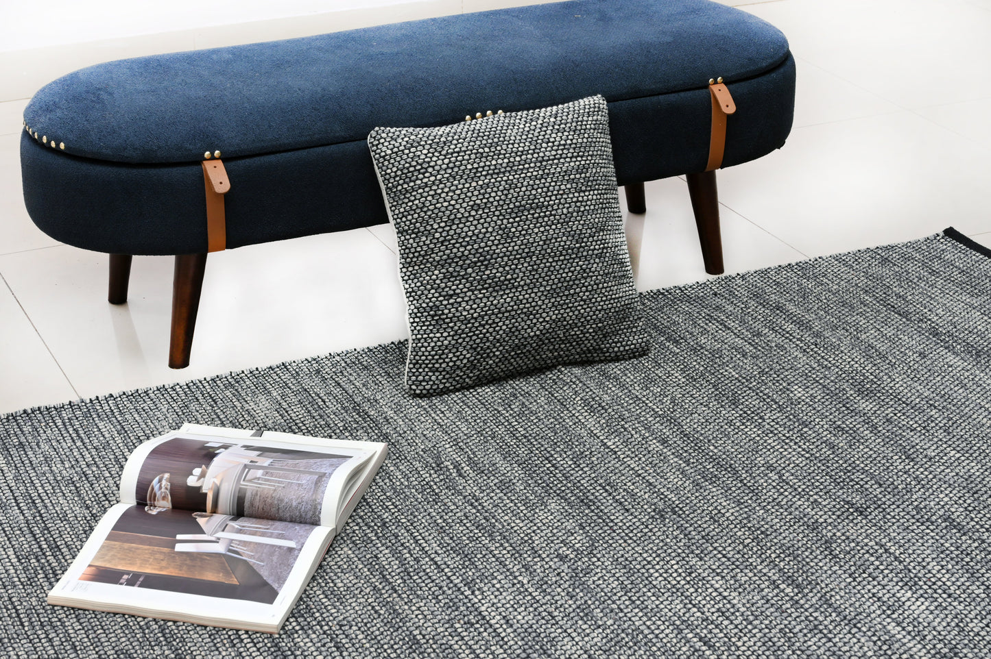 Alfombra de Algodón Gris con Borde Negro