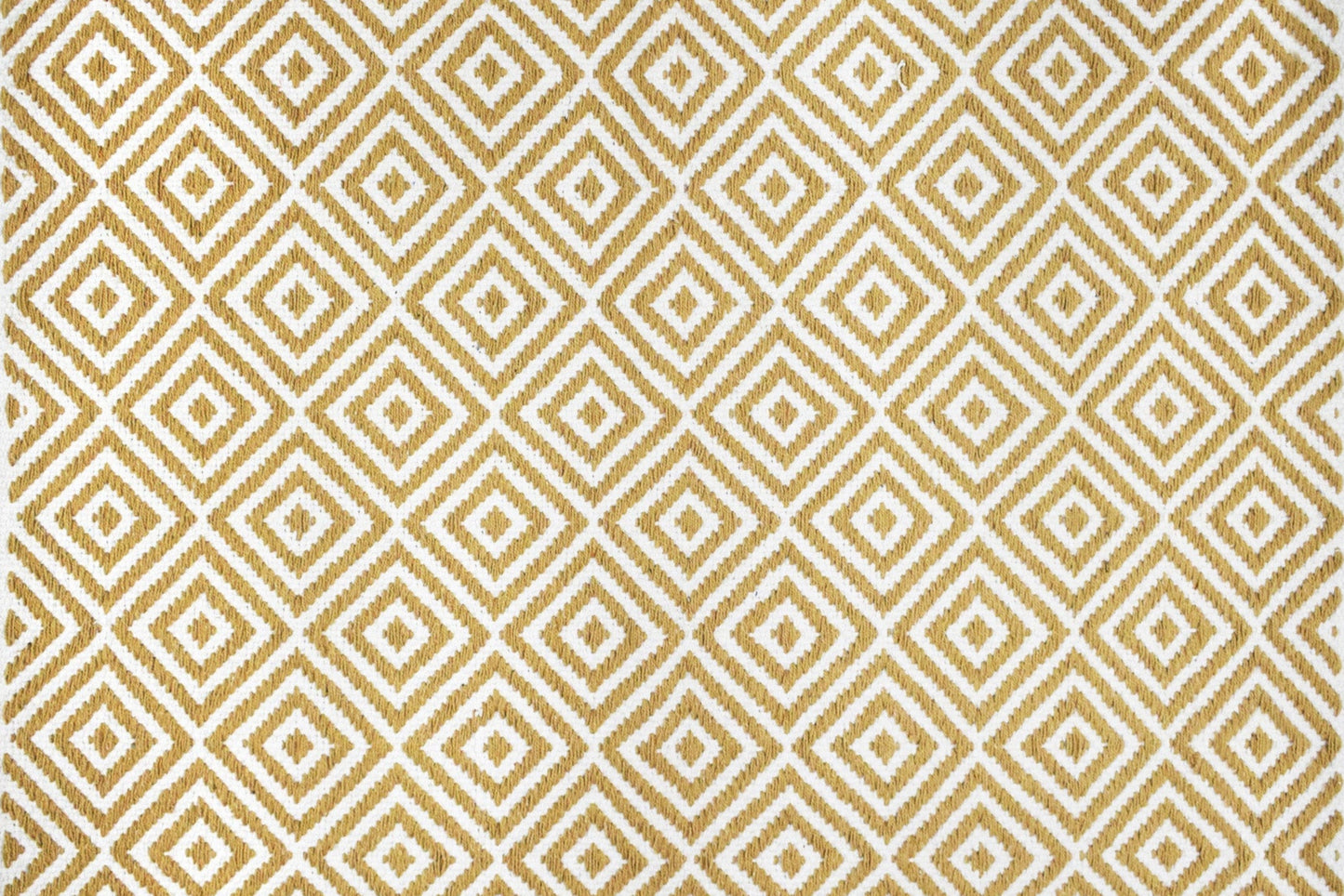 Alfombra de Diamantes de Algodón – Borde Rematado