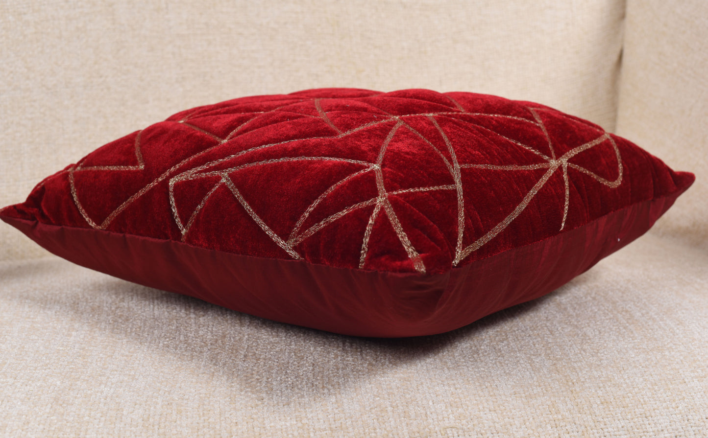 Triangle Cushion Cover