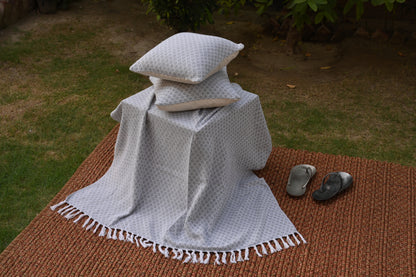 Manta de Algodón Tejida a Mano