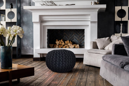 Puff Negro de Algodón Dori Tejido a Mano