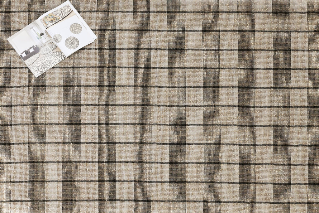 Seagrass Checkered Rug – Hemmed Edge