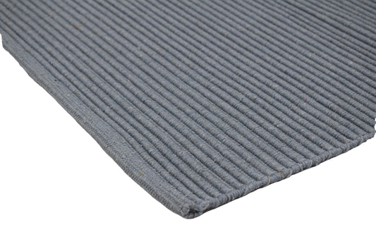 Tapete de playa tejido a mano Ashen Flame en Gris