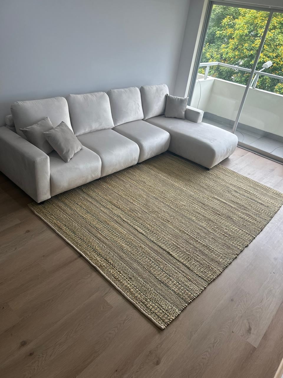 Alfombra IC15110 de yute y algodón en marrones y beige