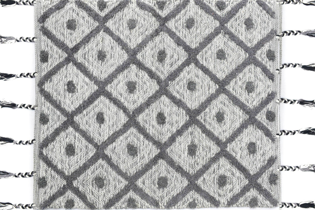 Alfombra de Algodón Tipo Shag – Patrón de Diamantes con Flecos