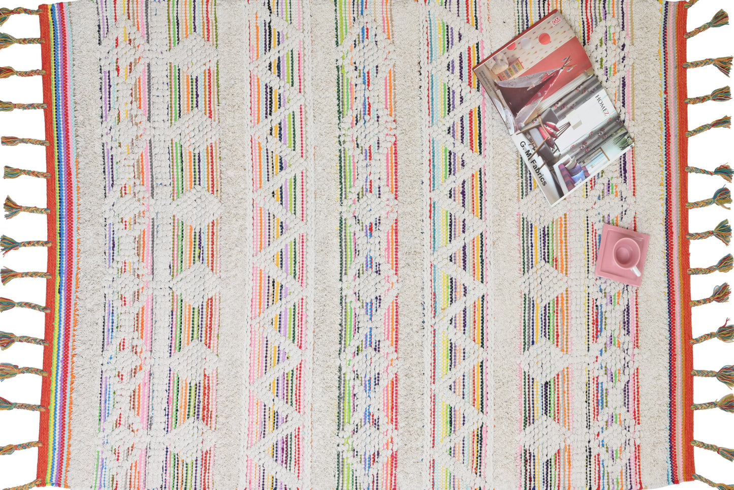 Alfombra de Algodón con Diseño de Diamantes – Borde Doblado con Borlas