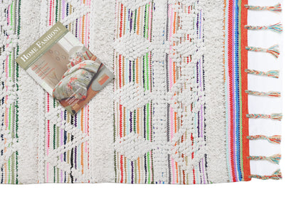 Alfombra de Algodón con Diseño de Diamantes – Borde Doblado con Borlas