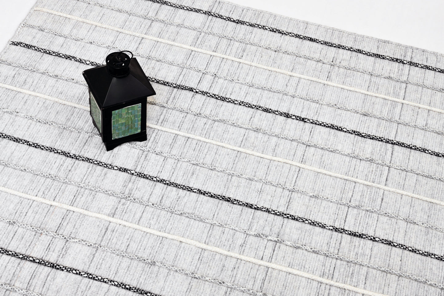 Alfombra de Hilo PET – Reciclada y Duradera