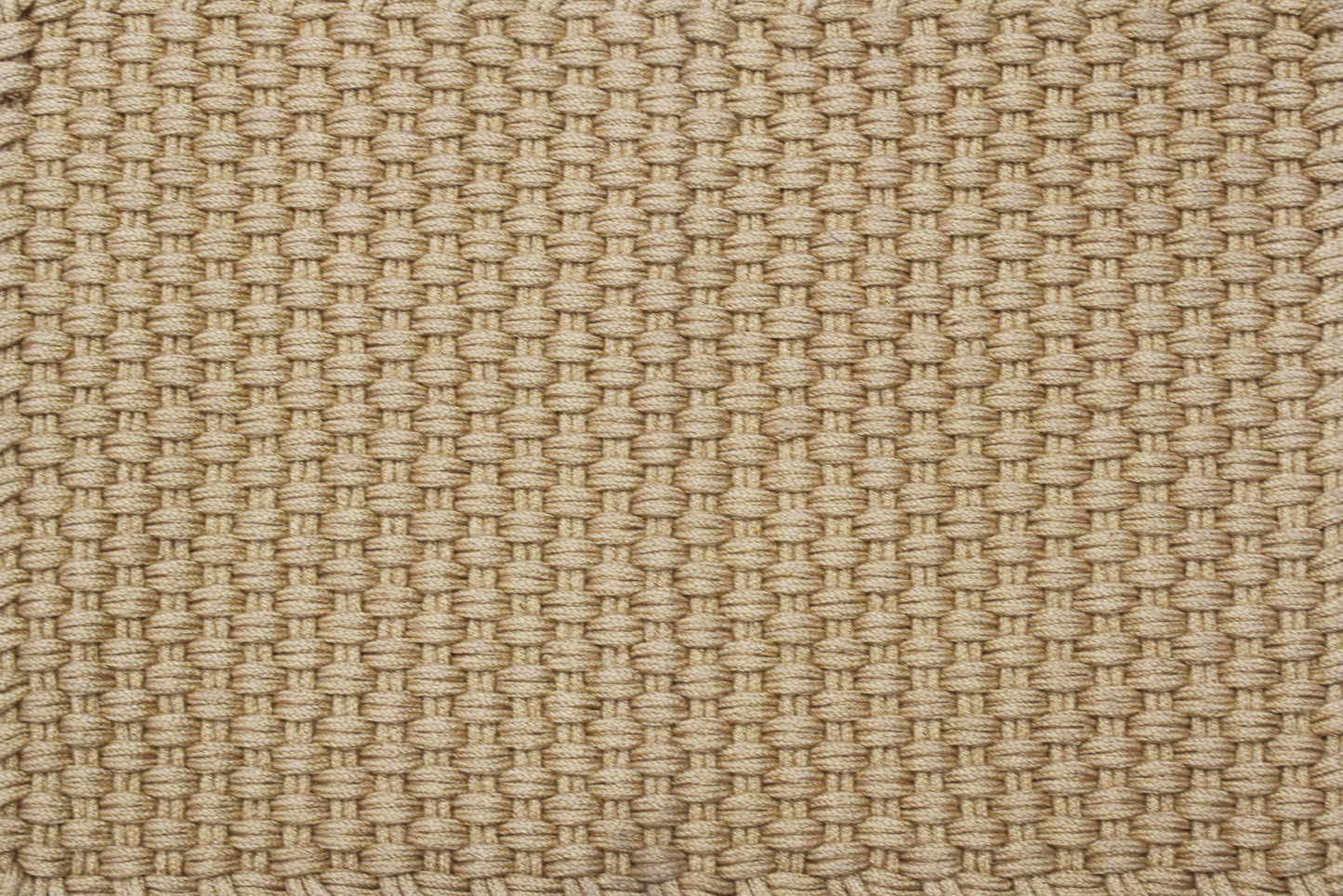 Alfombra de PET Tejida a Mano para Exterior.