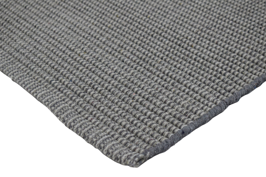 Tapete de playa tejido a mano en gris madera flotante